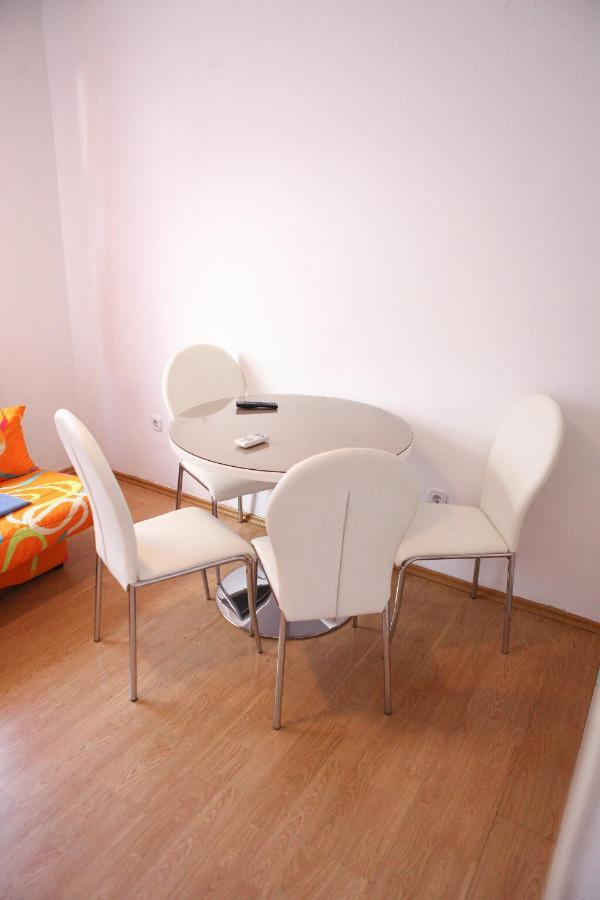 Ana Lovetovo Vodice Exterior photo