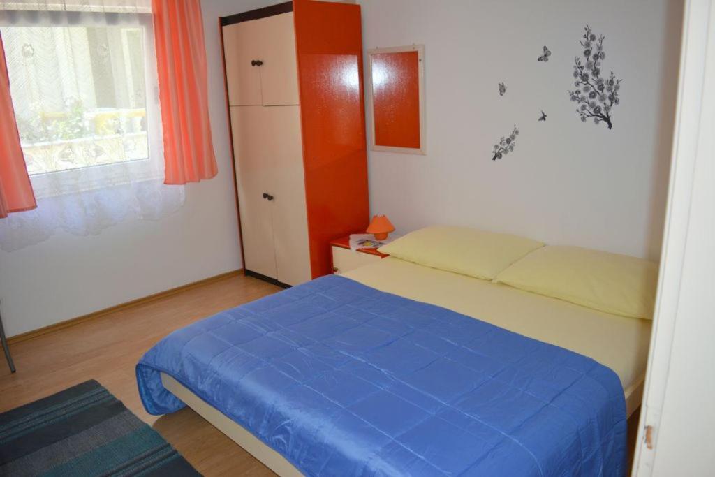 Ana Lovetovo Vodice Exterior photo