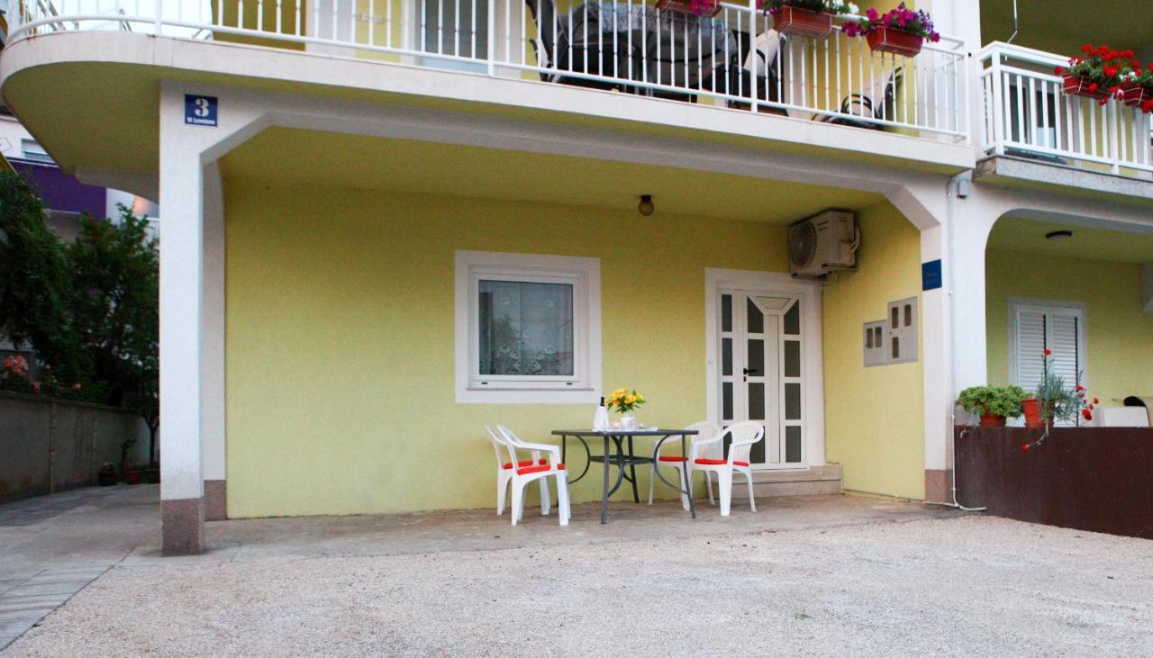 Ana Lovetovo Vodice Exterior photo