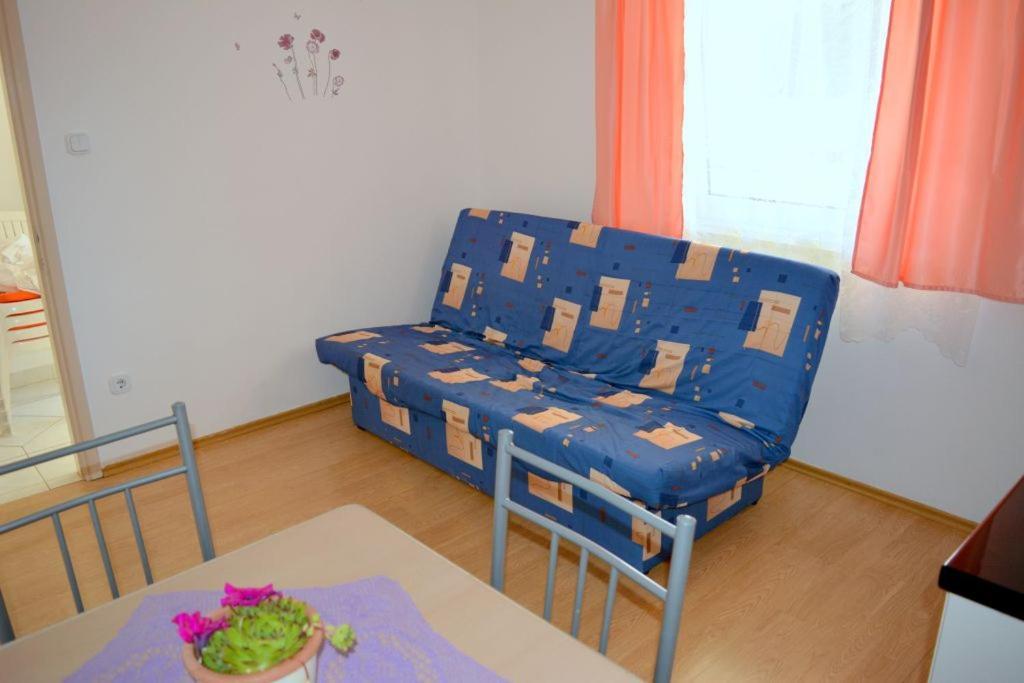Ana Lovetovo Vodice Exterior photo